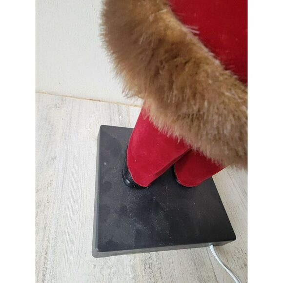 Traditions Victorian motionette couple Man red suit animated xmas decor - Picture 12 of 14